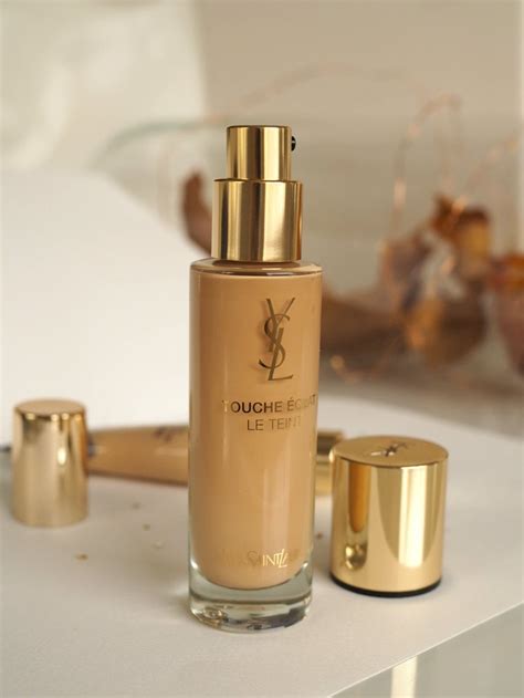 ysl touche eclat foundation bd40 swatch|touche éclat foundation review.